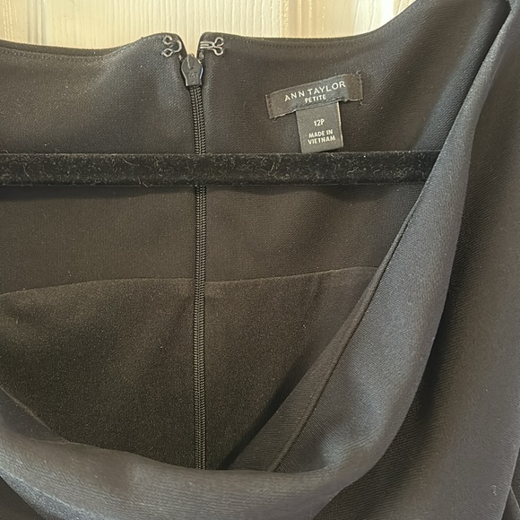 Black cowl neck sheath dress - Picture 2 of 7